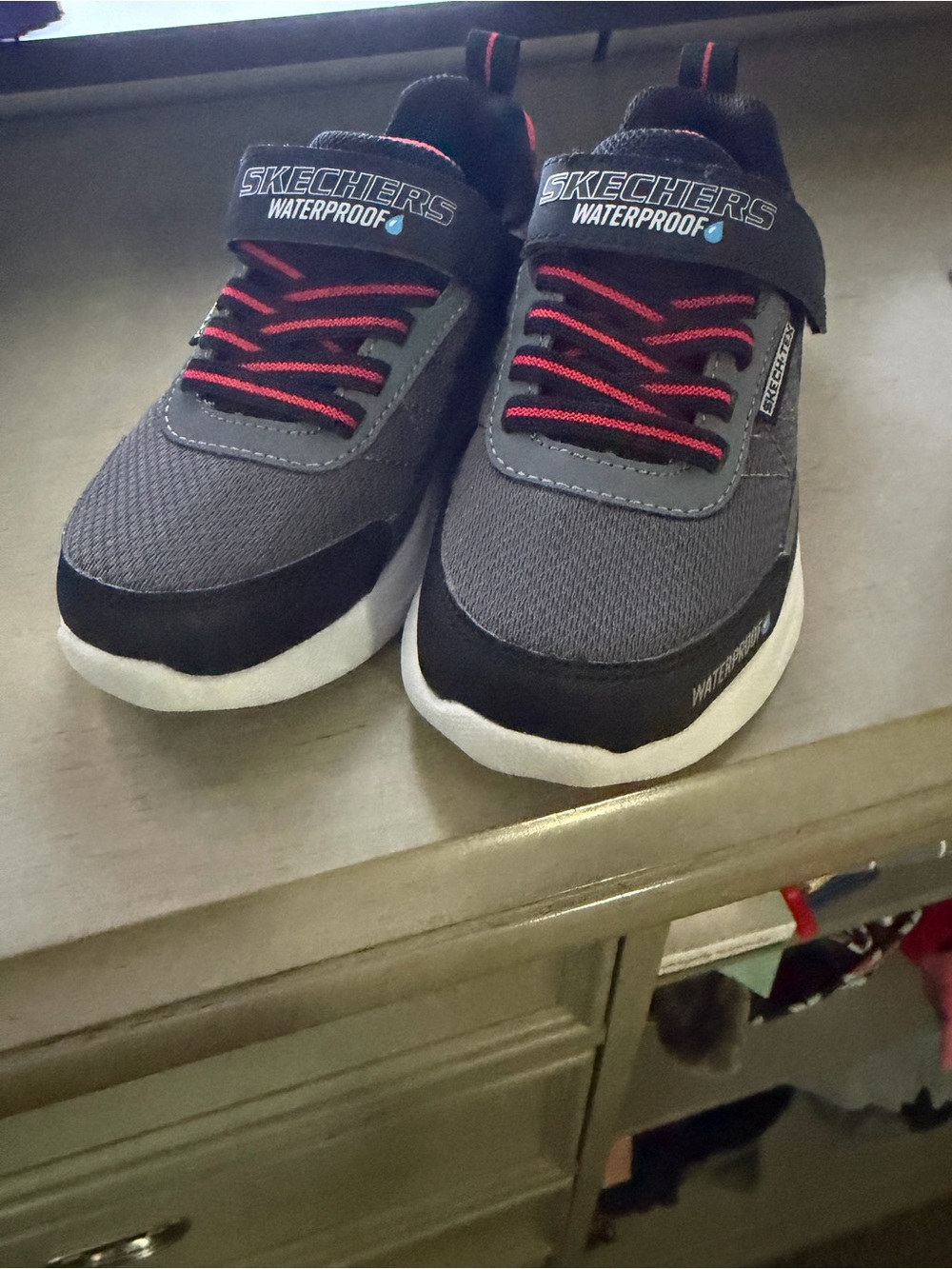 Skechers Kids Gray & Black Sneakers with Red Laces